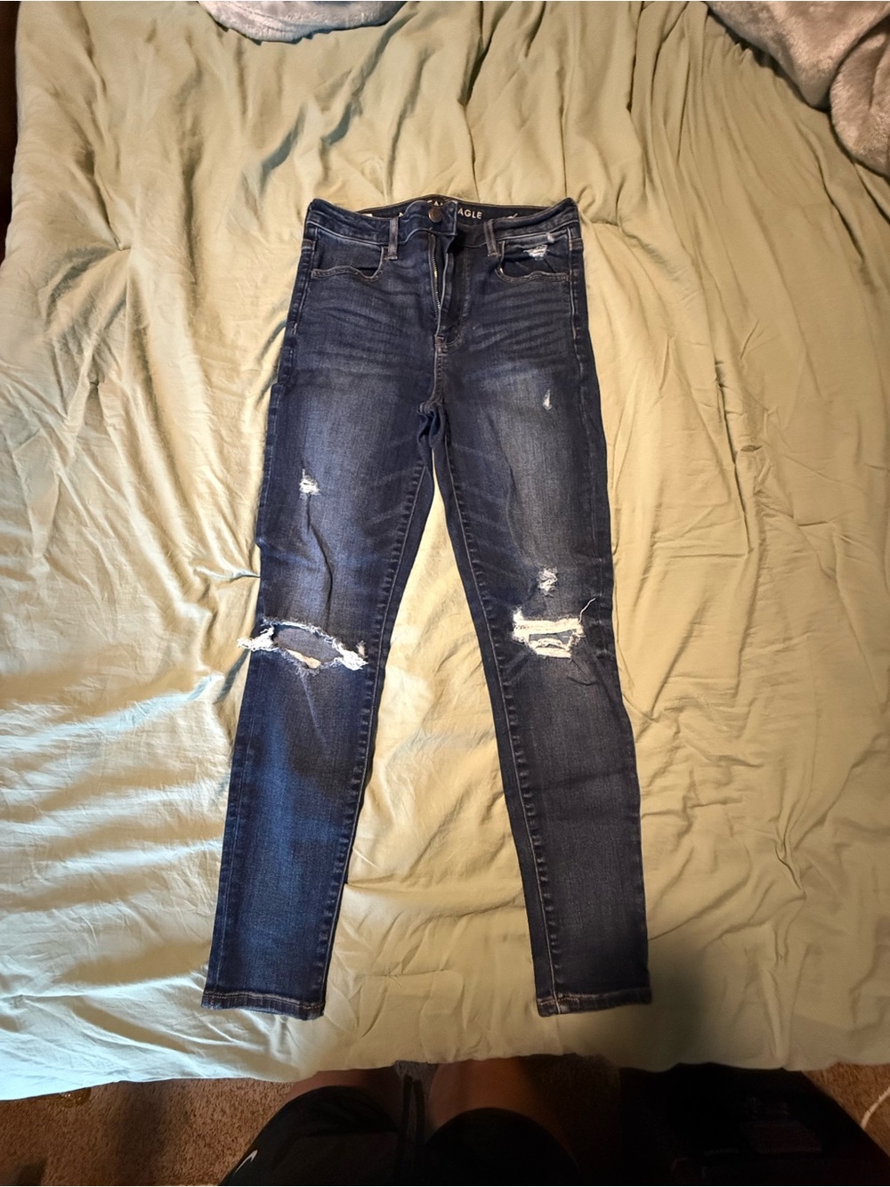 American Eagle Outfitters Distressed Dark Blue Skinny Jeans